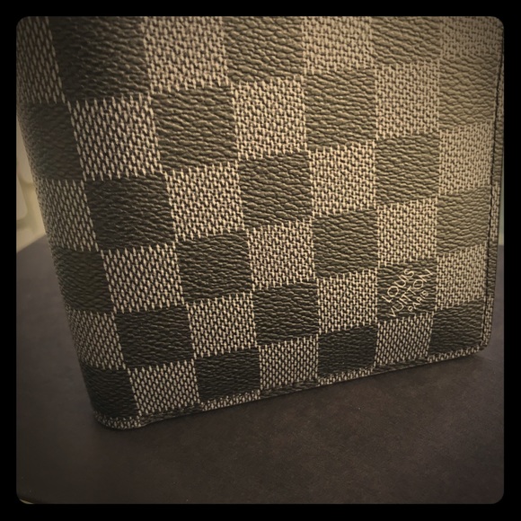 Other - Louis Vuitton Men’s Wallet
